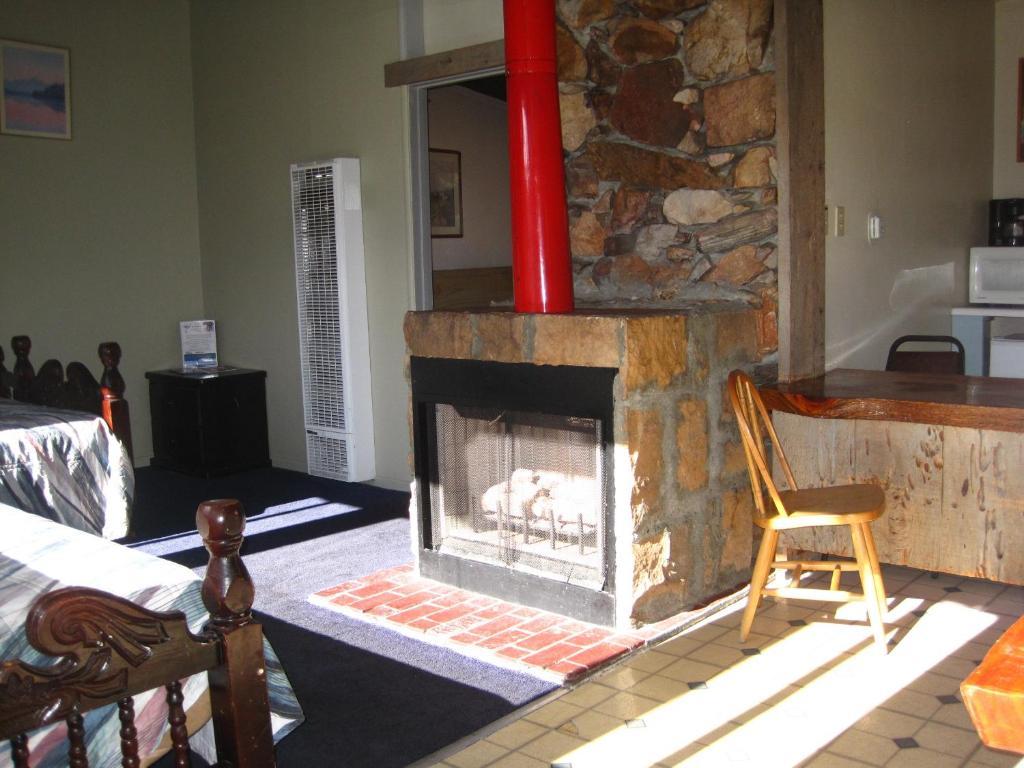 بيغ بير لاكي، سان بيرناردينو، كاليفورنيا Big Bear Inn المظهر الخارجي الصورة