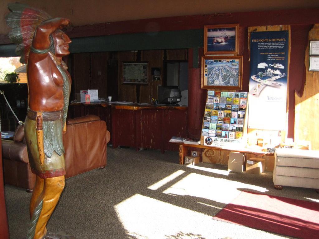 بيغ بير لاكي، سان بيرناردينو، كاليفورنيا Big Bear Inn المظهر الخارجي الصورة