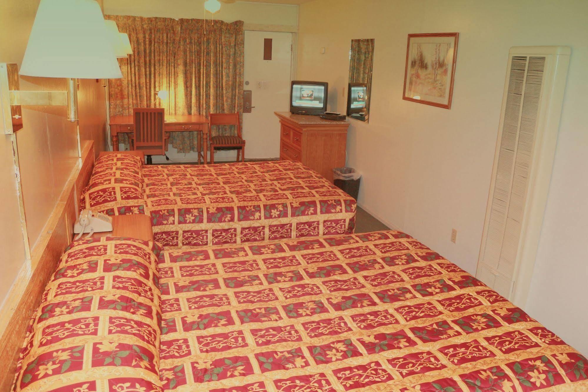 بيغ بير لاكي، سان بيرناردينو، كاليفورنيا Big Bear Inn المظهر الخارجي الصورة